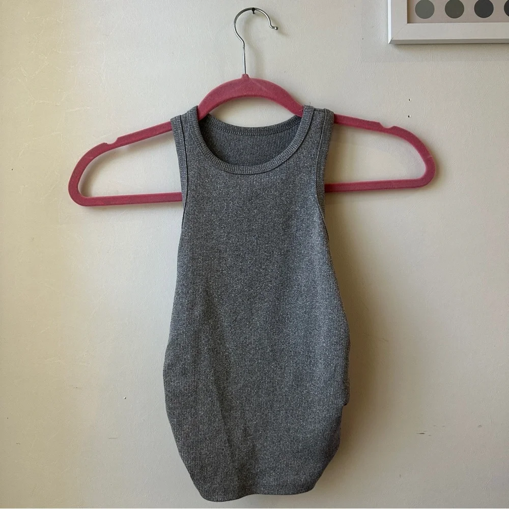 Three Pack Ribbed Tank Tops - Picture 4 of 9